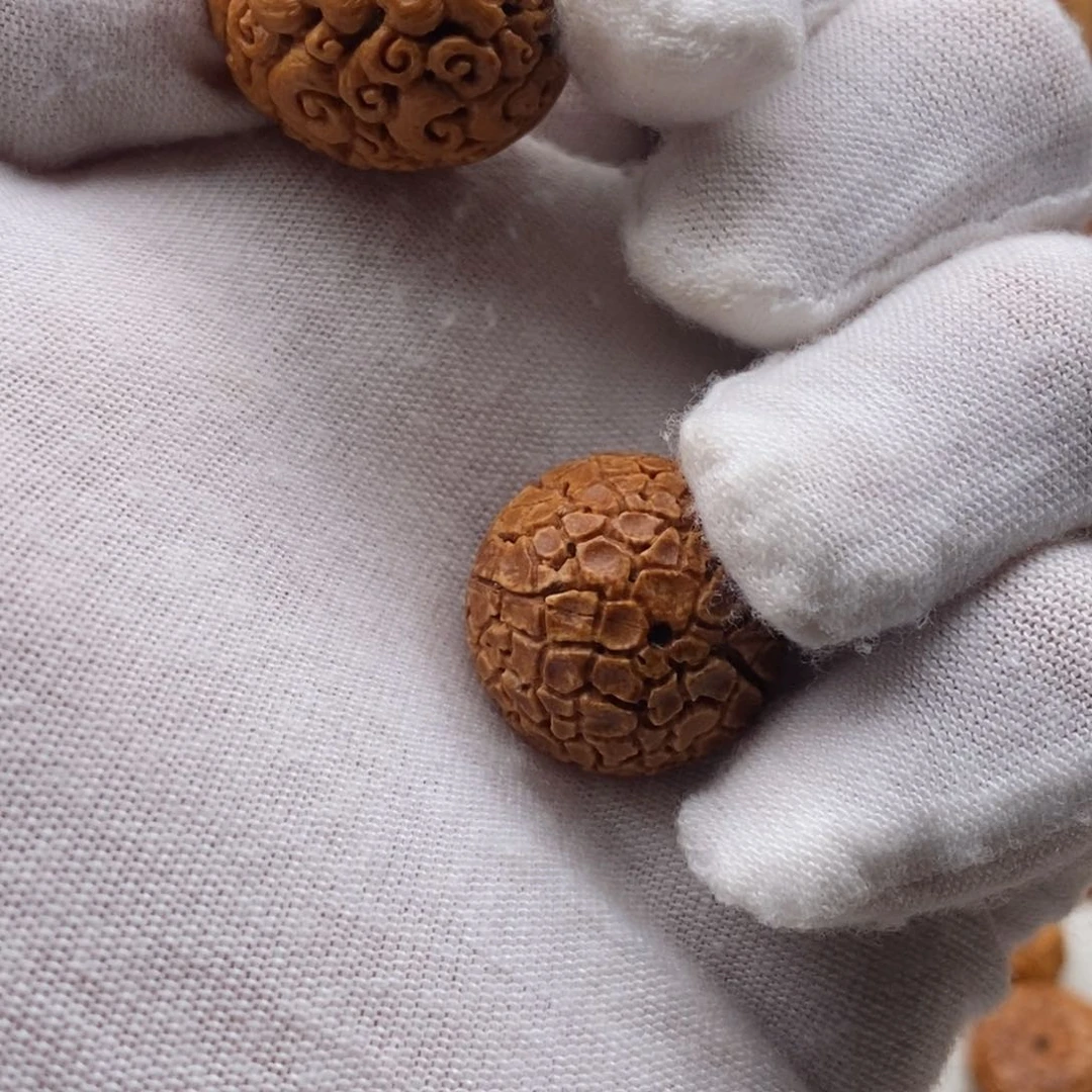 调*桃核纯手工打造