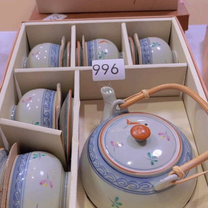 盖碗瓷器制作工艺精湛