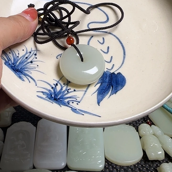 瓷片新号开播瓷盘一件