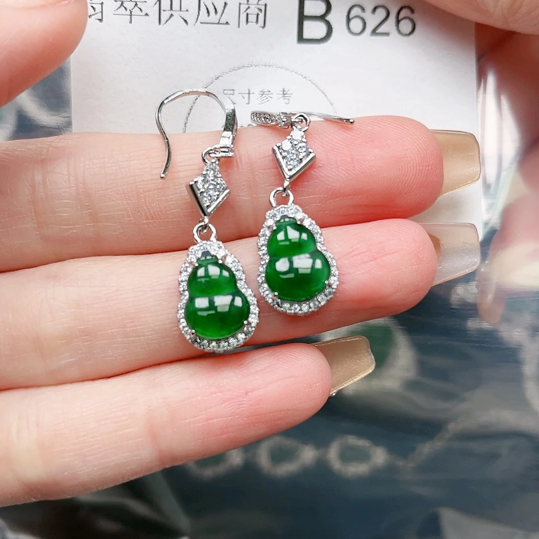 翡翠颈饰未镶嵌翡翠626