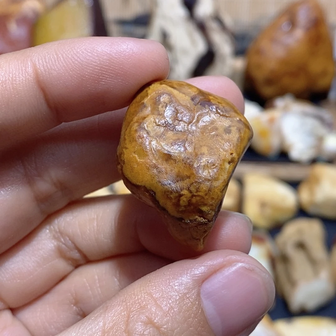 定制琥珀蜜蜡原石
