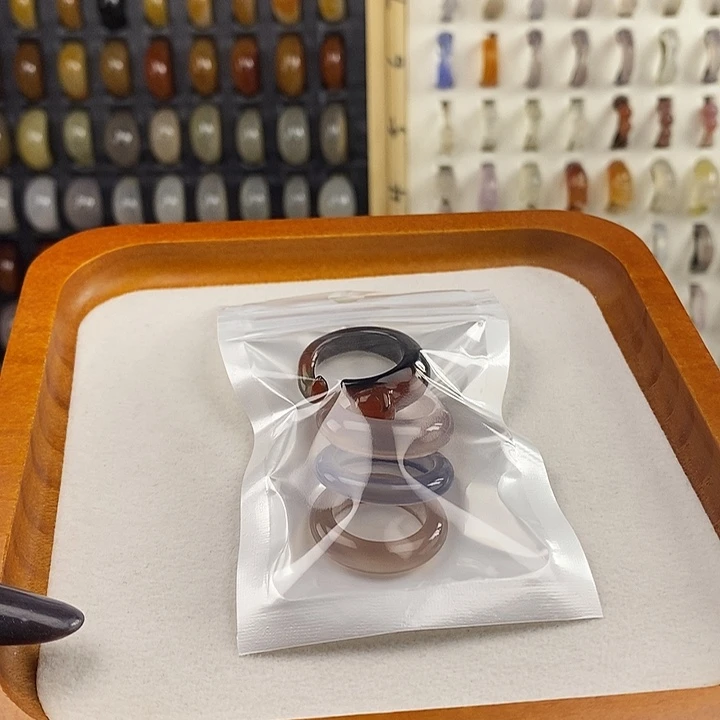 玛瑙/玉髓合金戒指