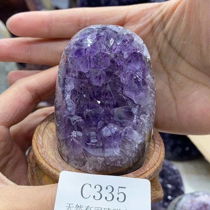 水晶大型摆件（非配饰）未镶嵌