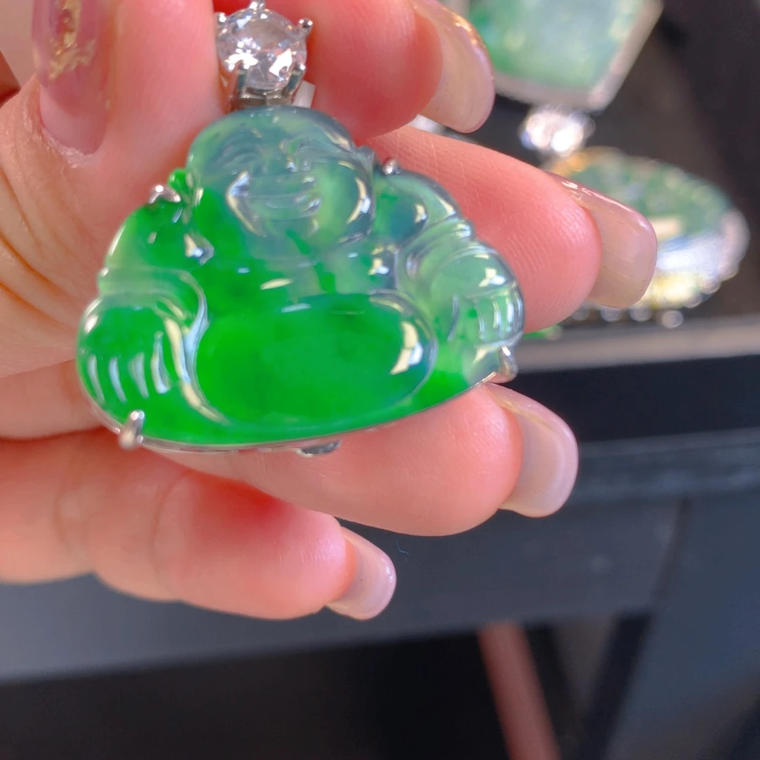 翡翠颈饰银S925镶嵌翡翠