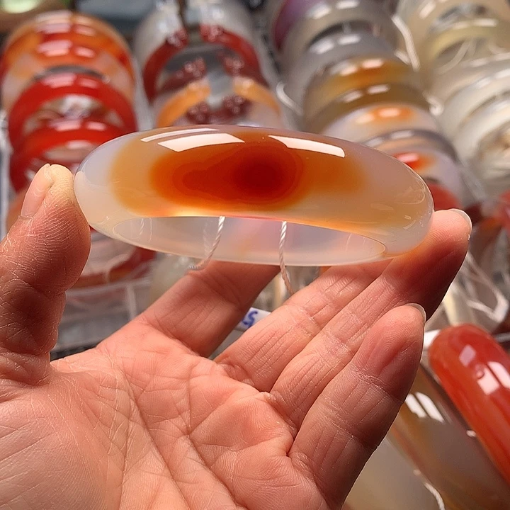 玛瑙/玉髓未镶嵌手镯