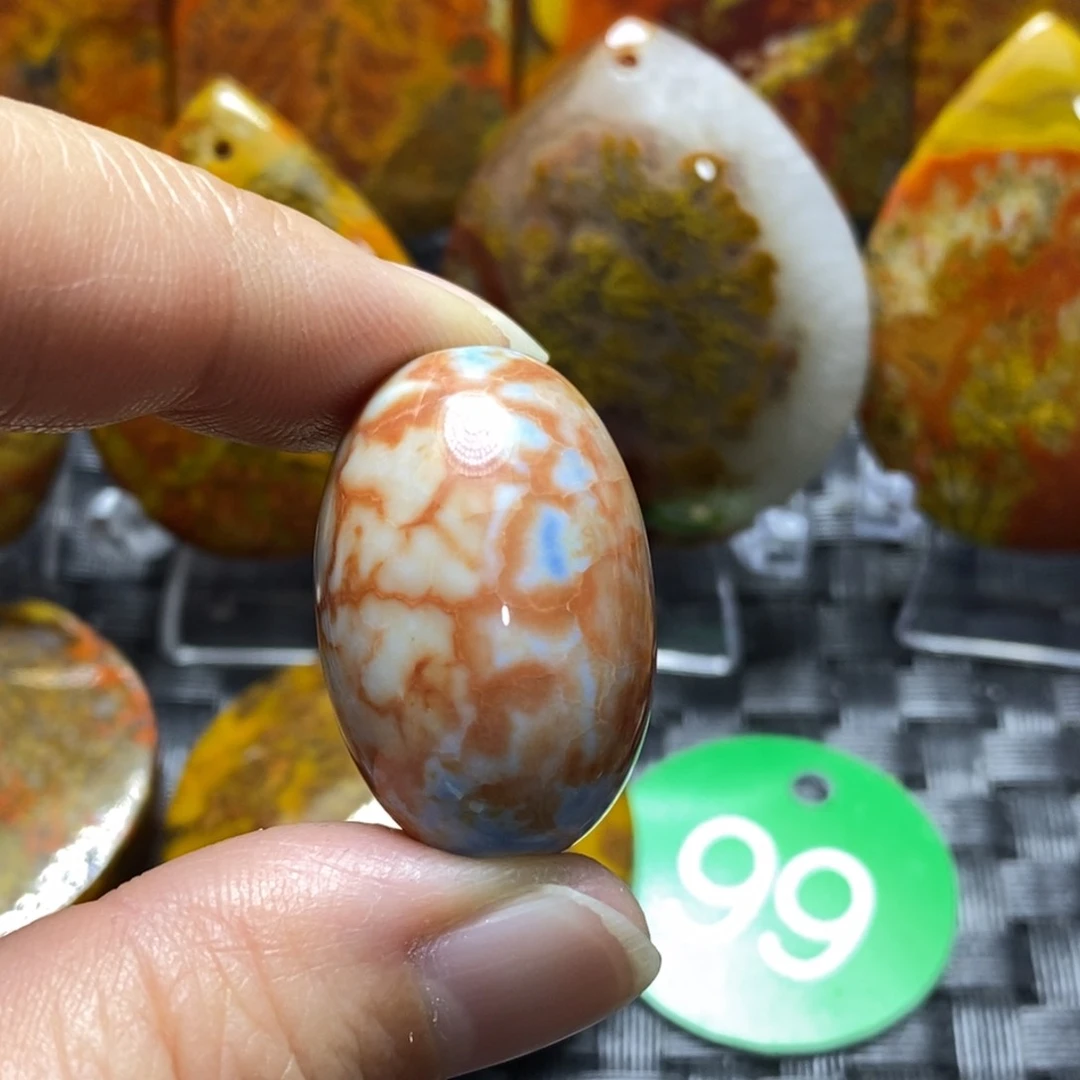 未镶嵌颈饰玛瑙/玉髓B****白