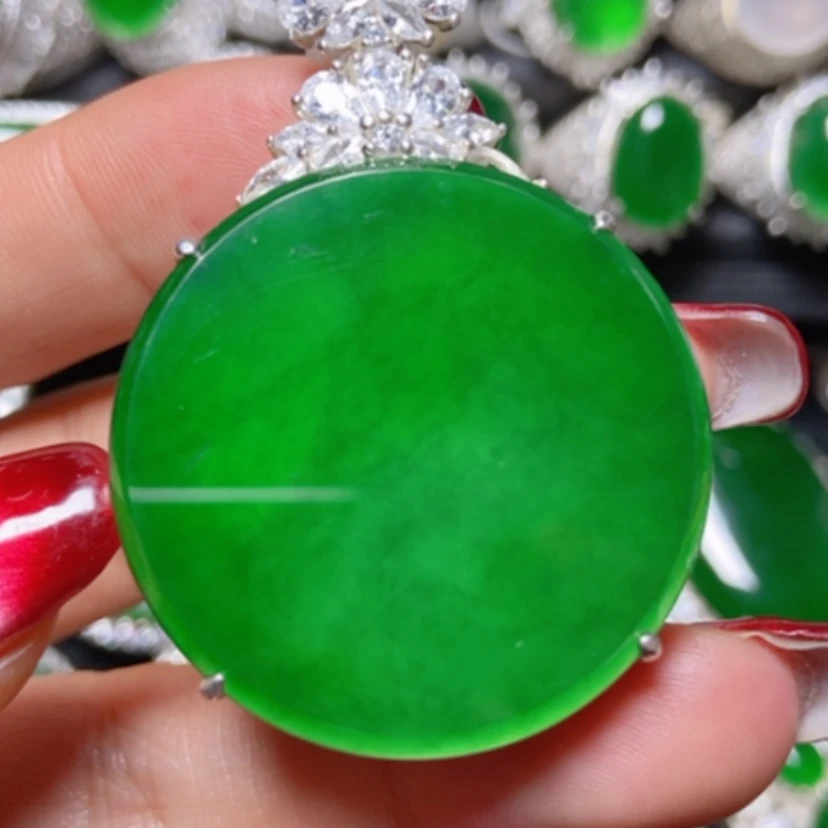 【闪购商品】翡翠颈饰银S925镶嵌翡翠