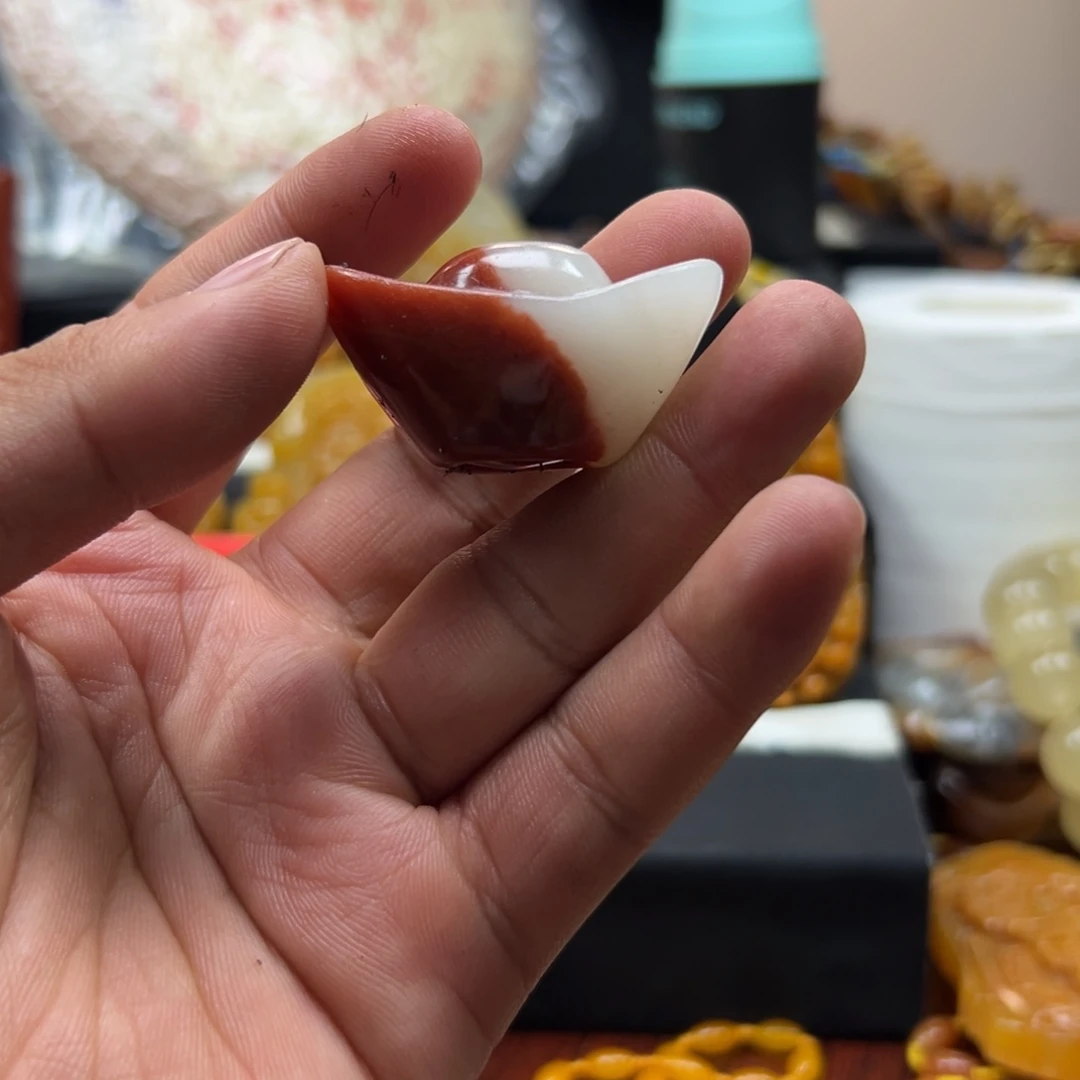 石英质玉（黄龙玉）未镶嵌hly