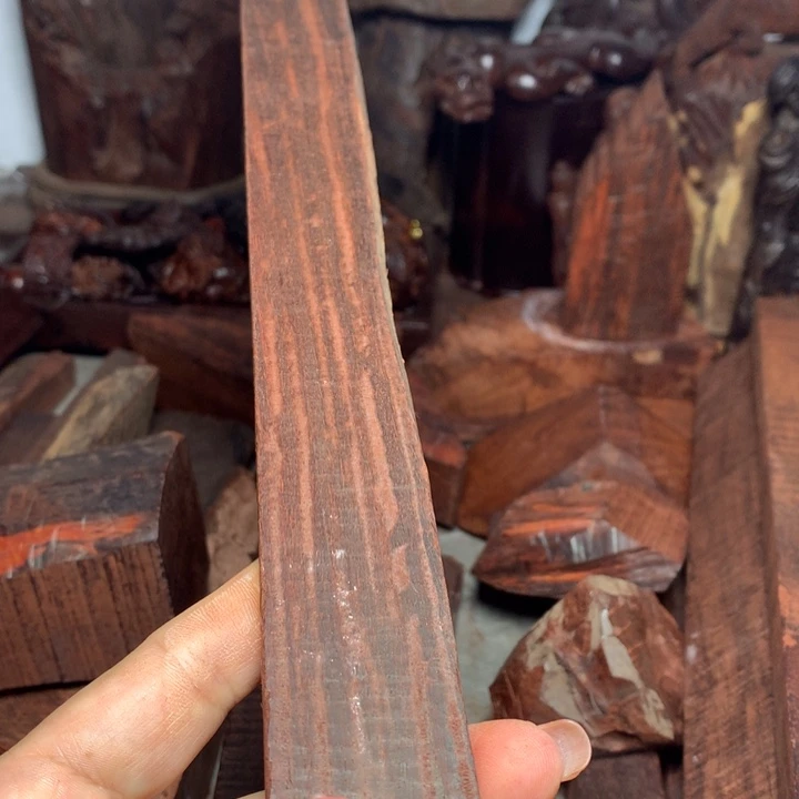 檀香紫檀（小叶紫檀）捣*