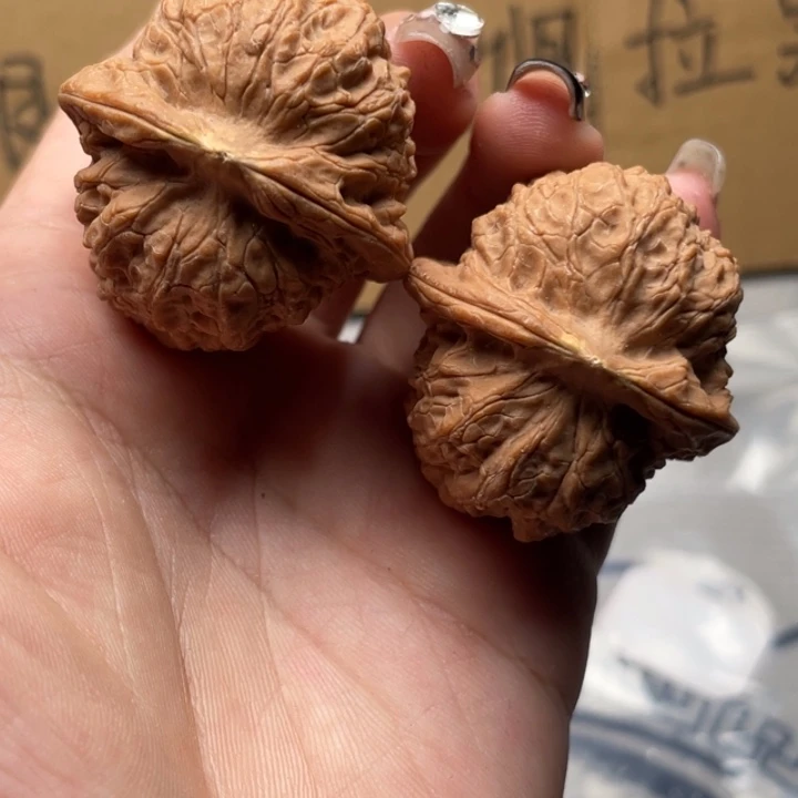 小***了把件文玩核桃血麒麟36