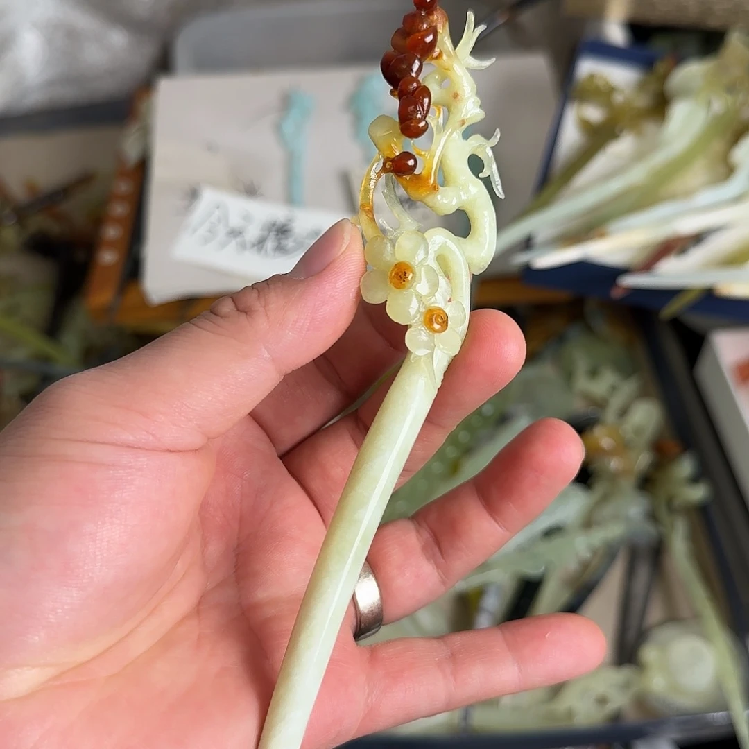 蛇纹石玉未镶嵌发饰