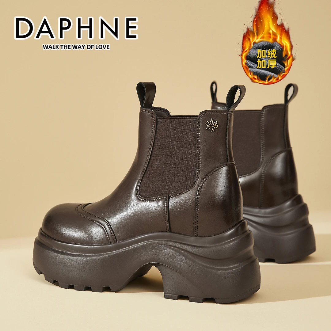 达芙妮复古烟筒马丁靴女靴2025冬季新款粗跟厚底切尔西靴高跟短靴