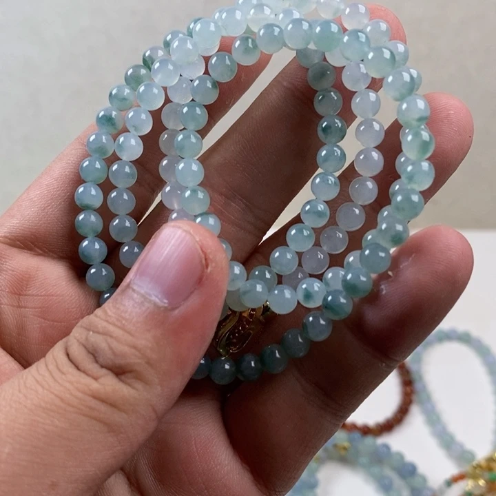 嗯***的定制翡翠未镶嵌缅甸翡翠a货卡