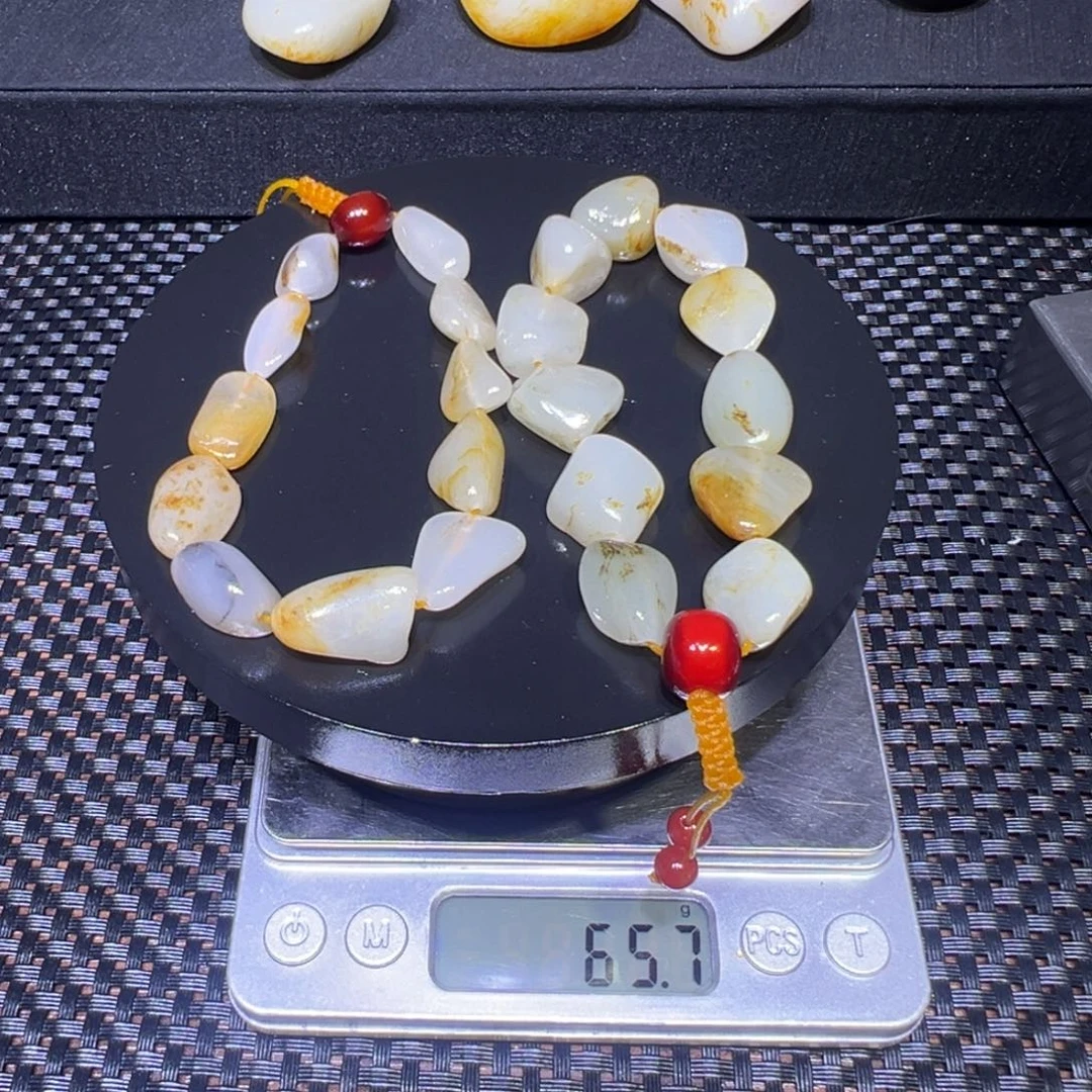 和田玉（子料）未镶嵌吊坠(不含链)65克