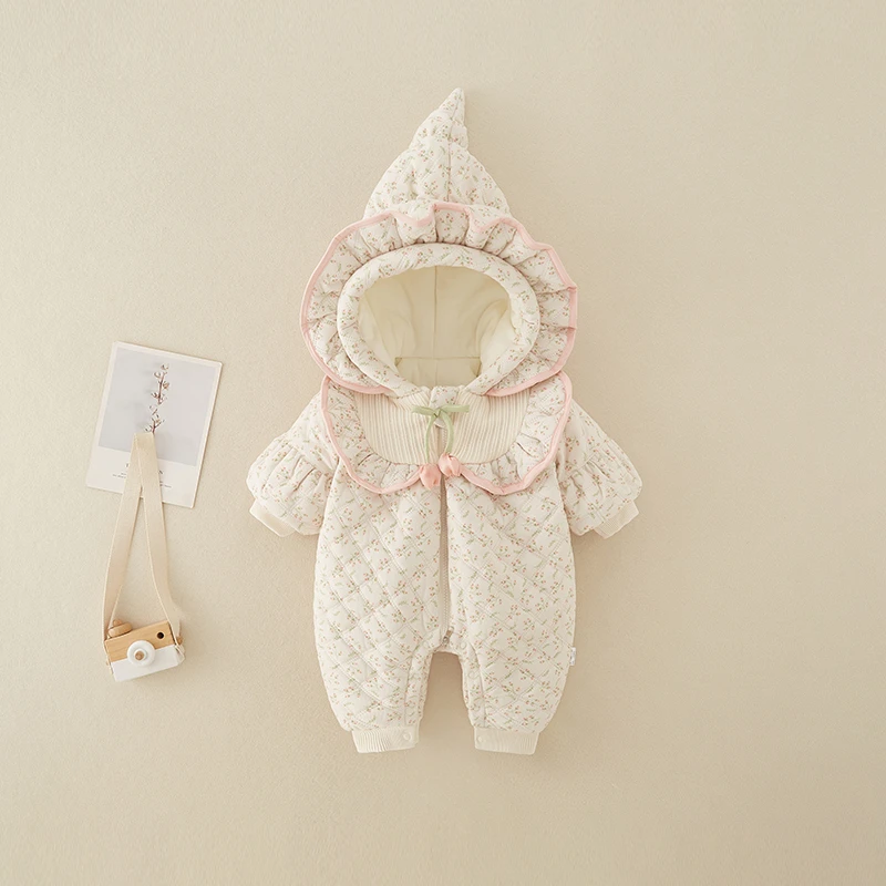 婴儿冬季加绒加厚棉服女宝小碎花连体衣冬装新生儿高级感外出爬服