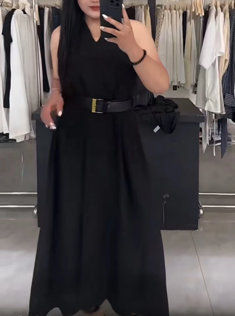 图片款清版挂脖连衣裙加外皮加腰带三件套6297