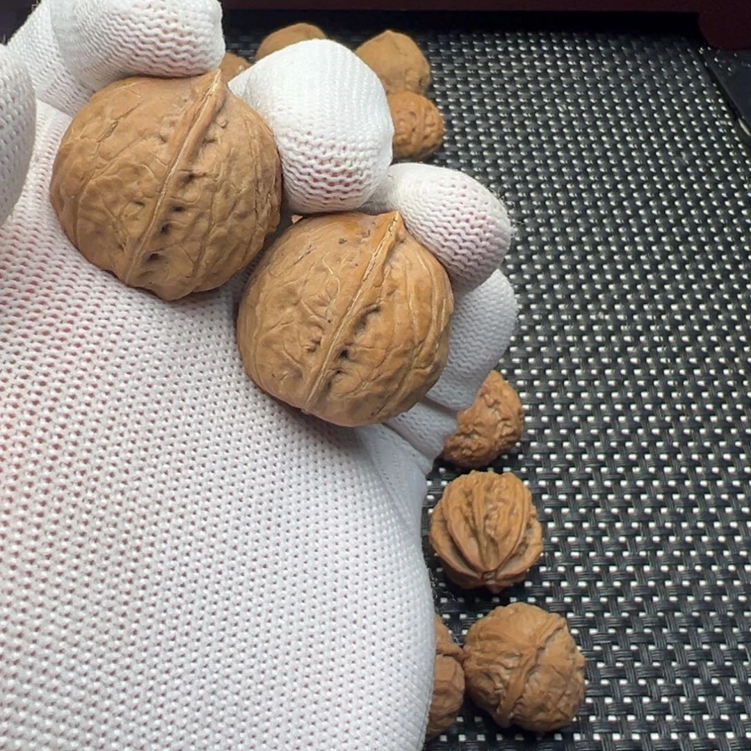 沫***言把件文玩核桃小包子