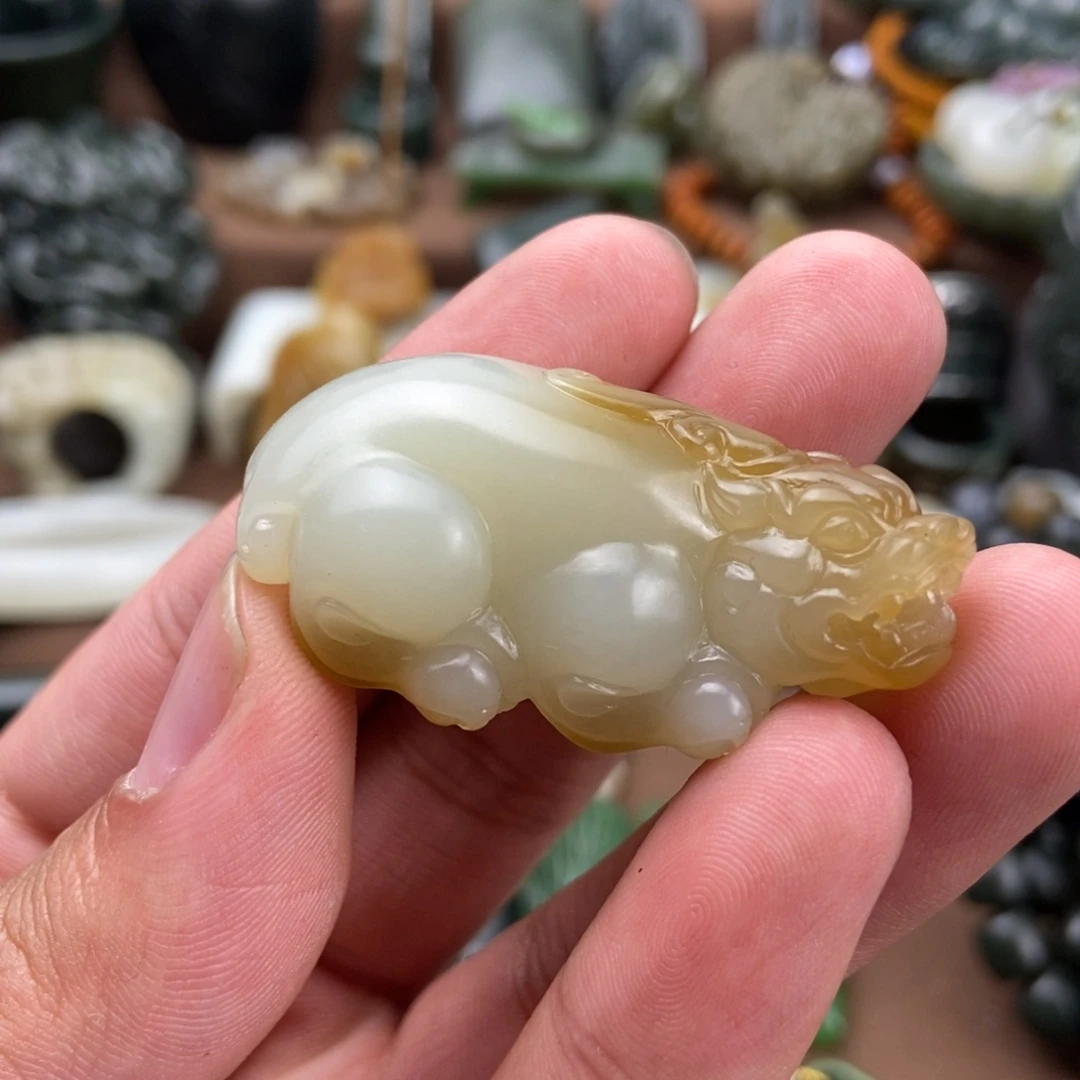 和田玉挂件未镶嵌溜****啦