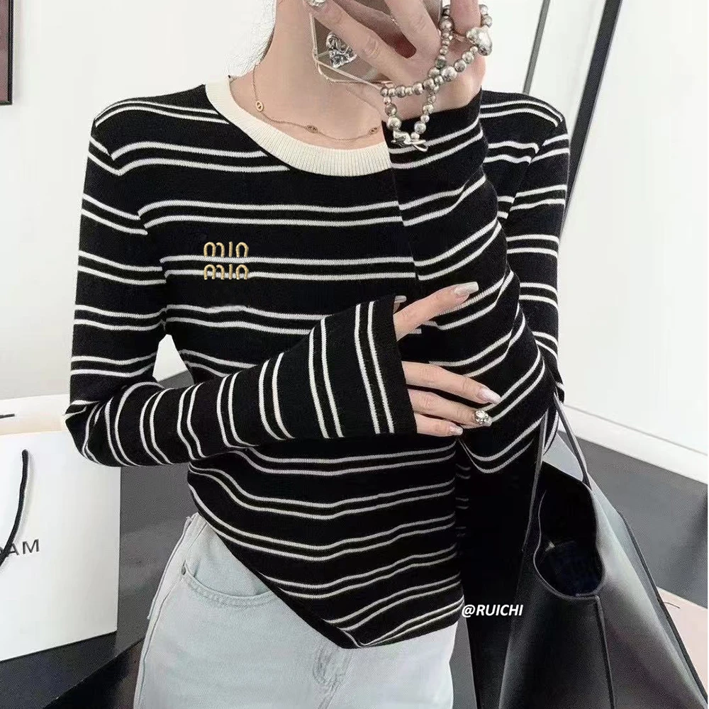 2025秋季撞色圆领字母刺绣条纹高级显瘦休闲宽松针织衫上衣内搭女