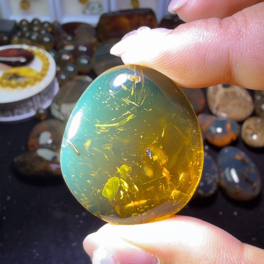 裸石琥珀未镶嵌31