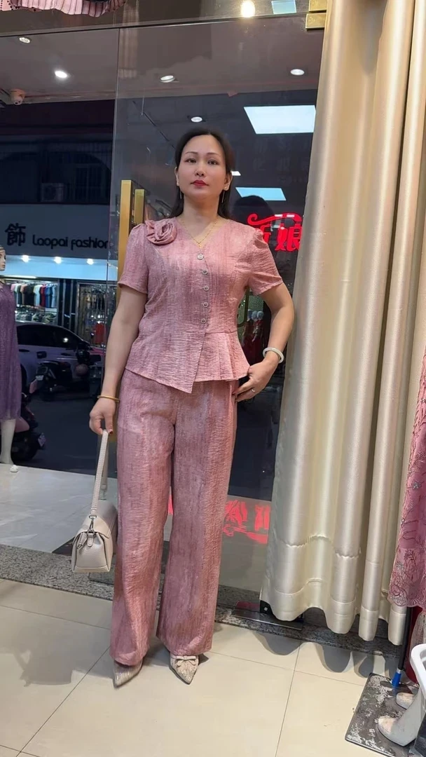 夏季高级气质上衣搭配直筒阔腿裤时尚套装