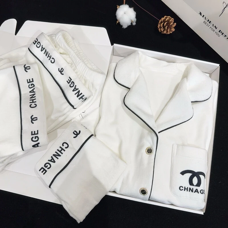 睡衣女秋冬季2025新款海岛绒保暖高级感可外穿小香风家居服两件套