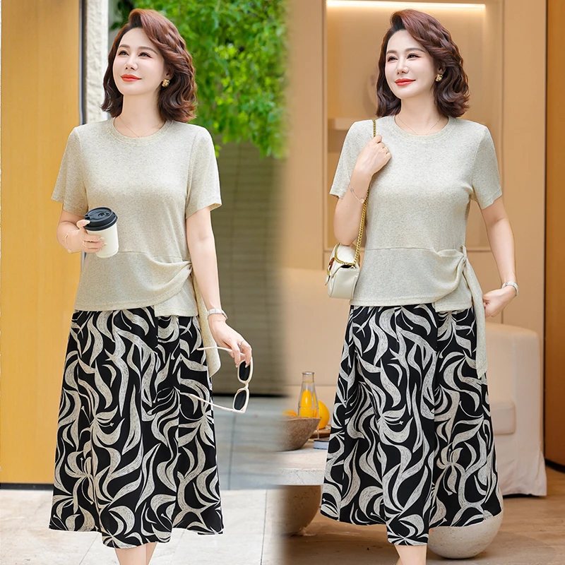 中年妈妈时尚洋气短袖T恤套装女2025夏装新款阔太太半身裙两件套