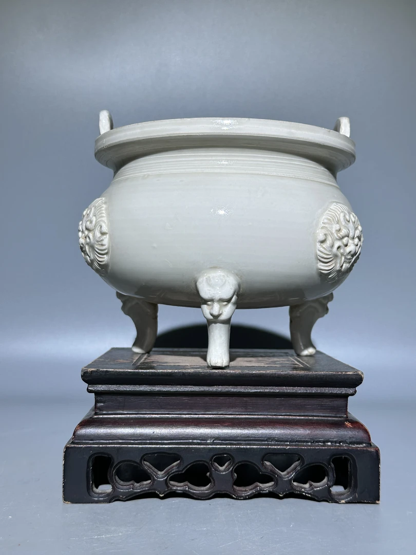 定窑，三足双耳炉！