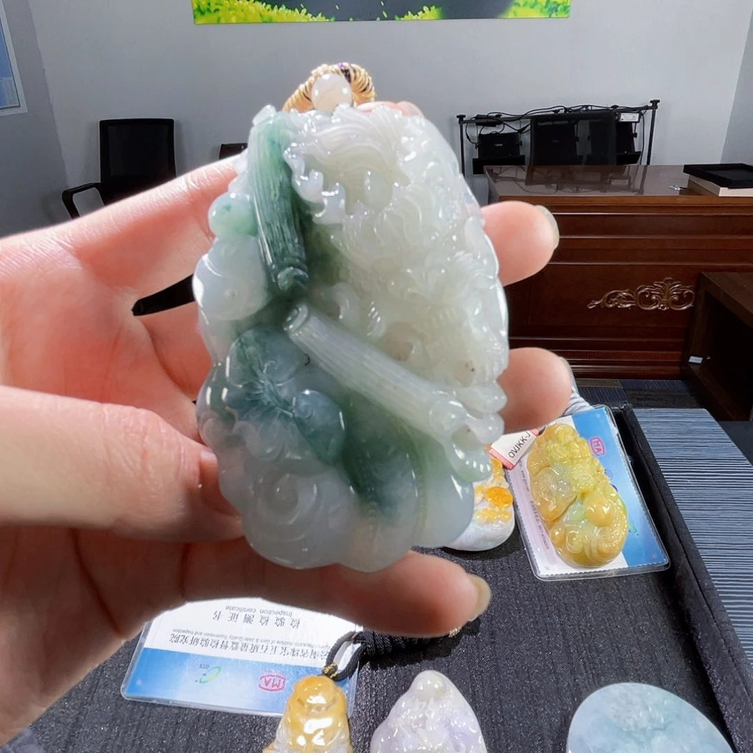 颈饰未镶嵌翡翠翡翠