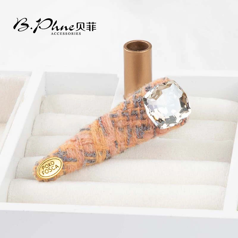 B.【贝菲】三角布艺简约掰掰夹