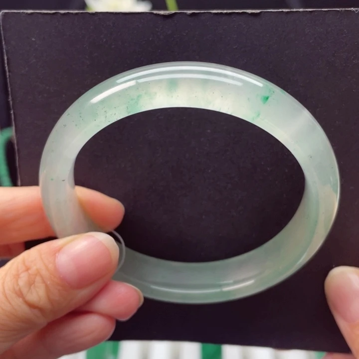 石英质玉手镯未镶嵌59-60