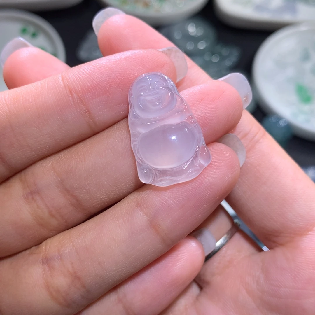 翡翠裸石未镶嵌冰胶站佛