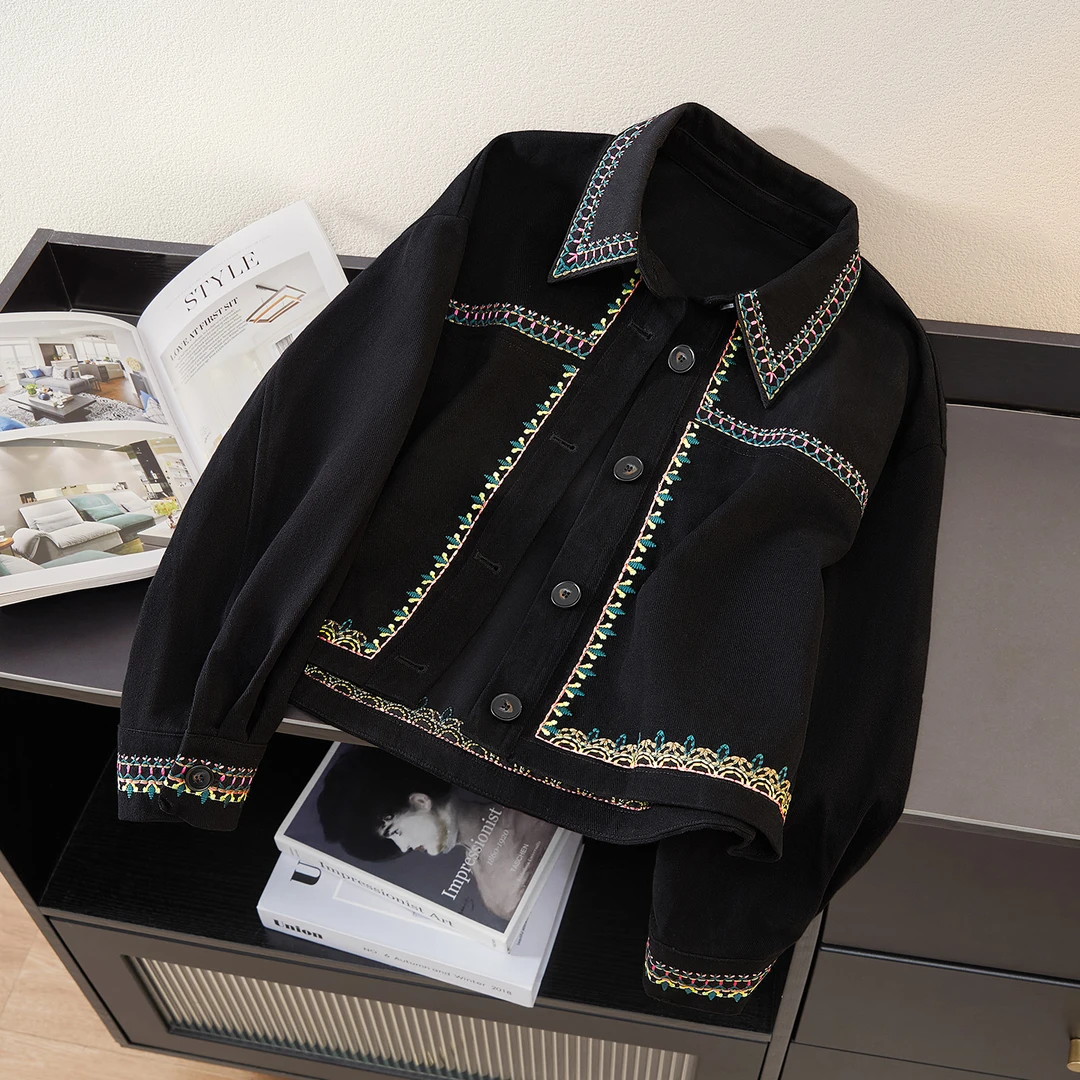 她池2025棉秋装新款女装复古刺绣宽松长袖短款翻领外套T53B3455A