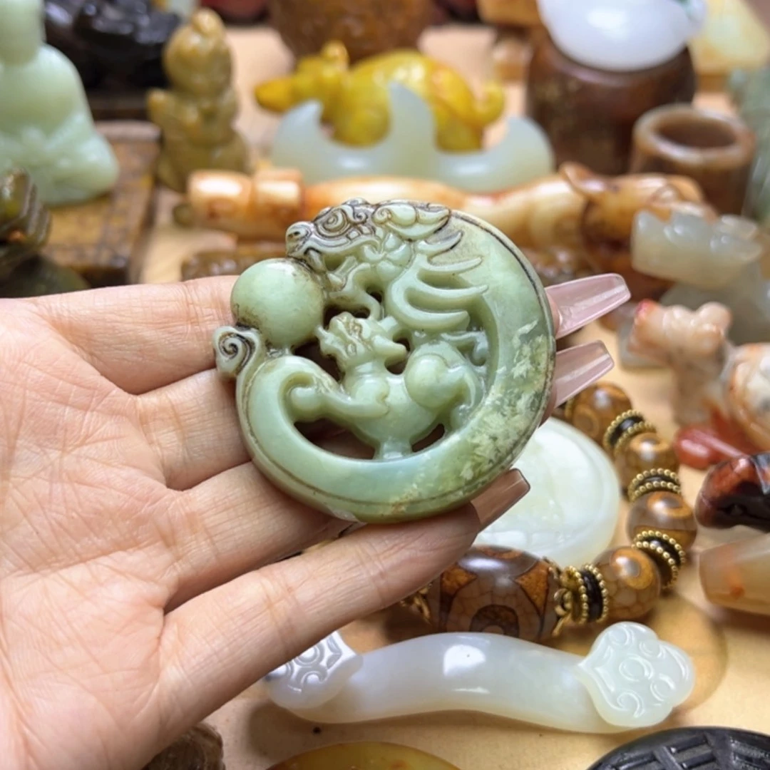 【闪购商品】蛇纹石玉颈饰未镶嵌