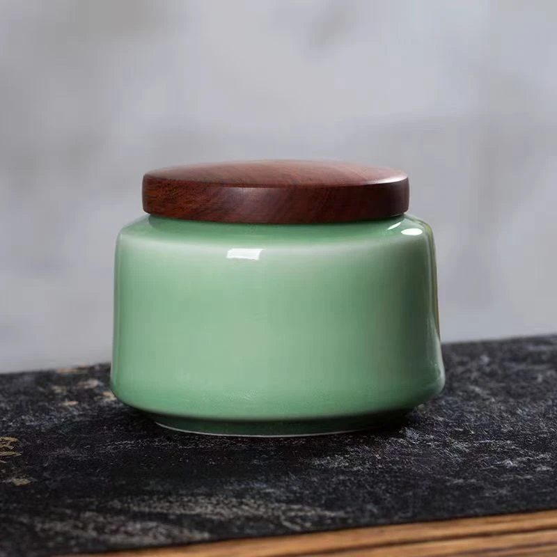 龙泉青瓷梅子青陶瓷手工醒茶罐复古木盖茶道家用带盖密封罐储物罐