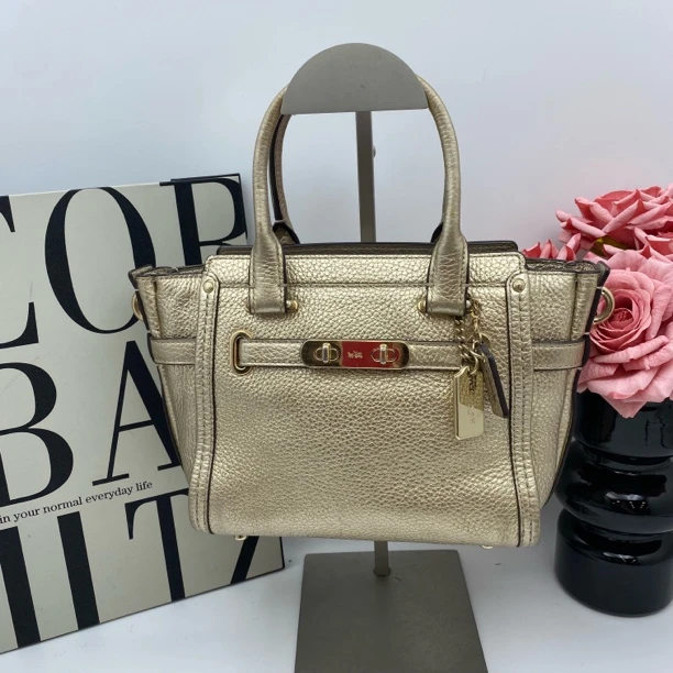 95新 COACH/蔻驰 17519手提包