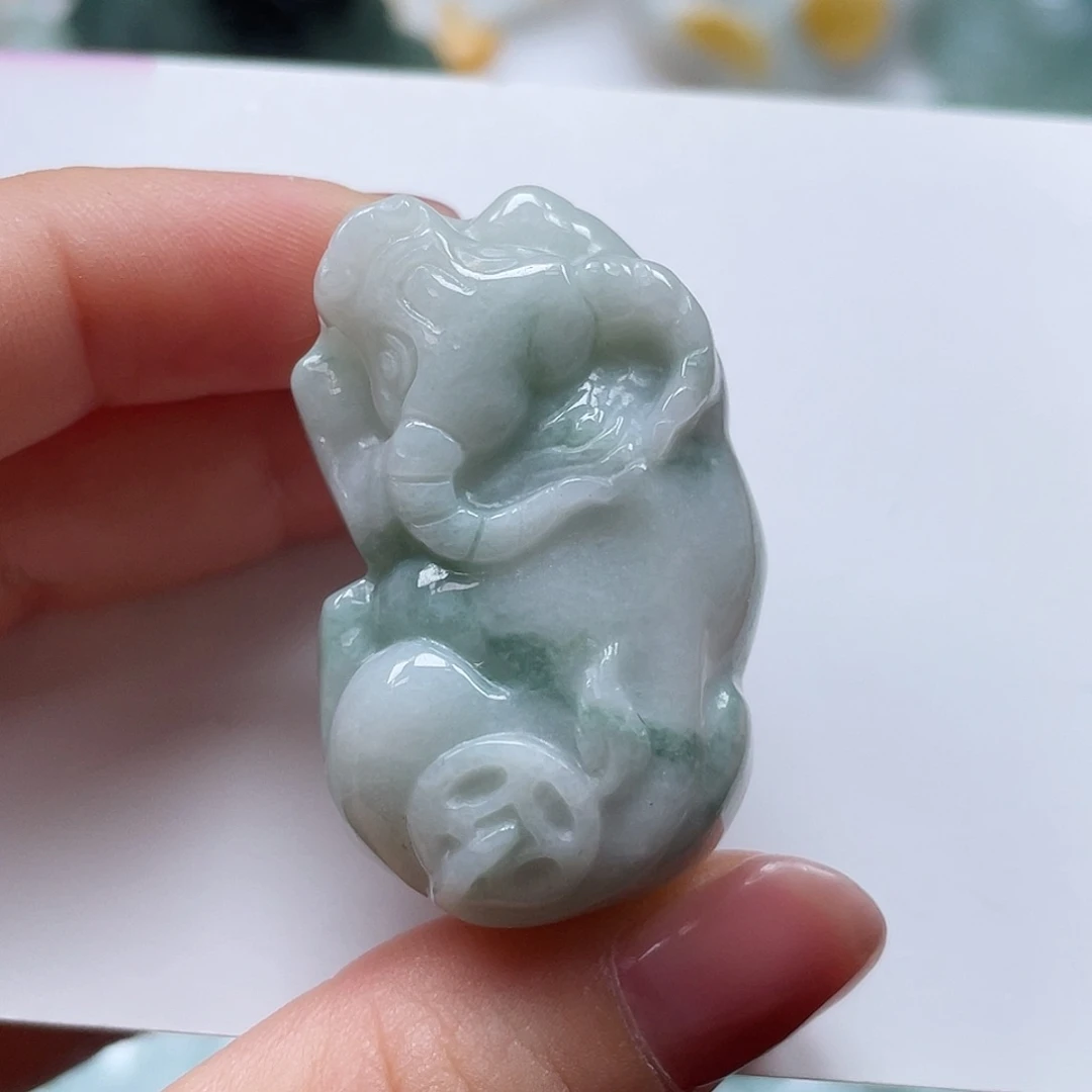 翡翠未镶嵌吊坠(不含链)翡翠