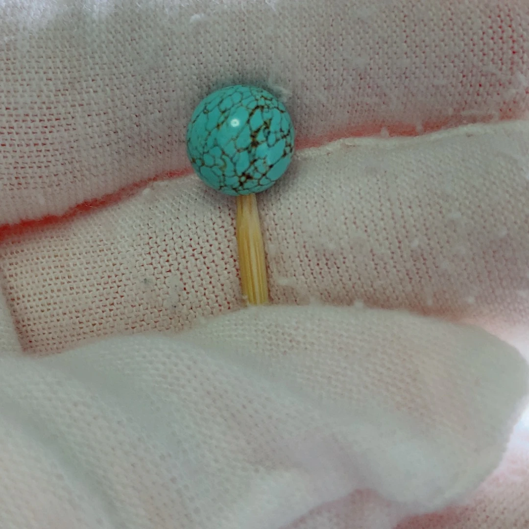 绿松石未镶嵌挂件