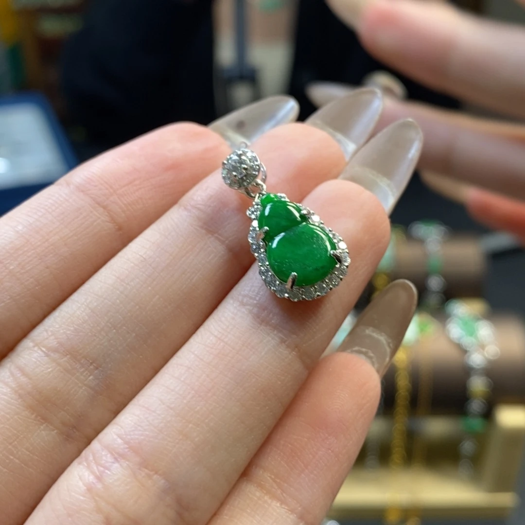 翡翠银S925镶嵌颈饰15893