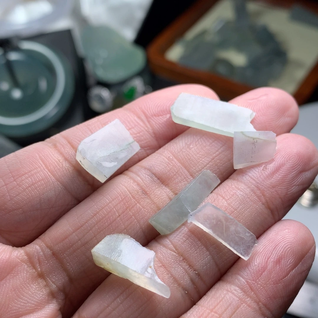 未镶嵌定制翡翠天然翡翠定制雕刻