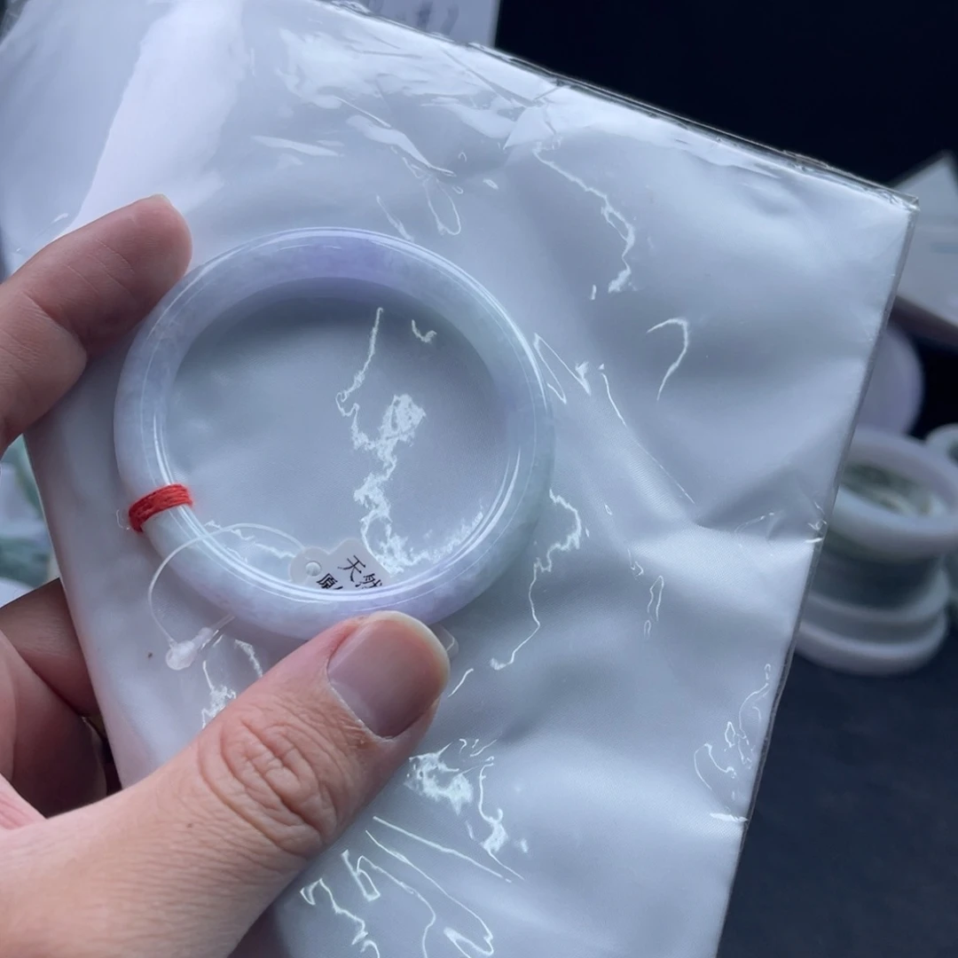 翡翠未镶嵌手镯56圆条