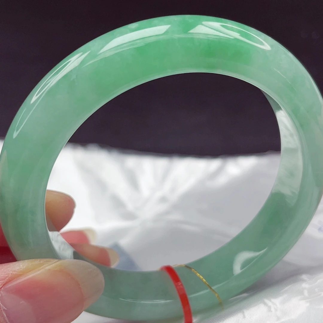 【闪购商品】未镶嵌手镯翡翠56圈052