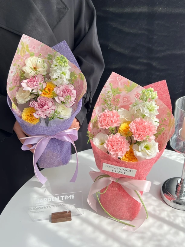 女神节鲜花花束康乃馨混搭同城配送节日礼物