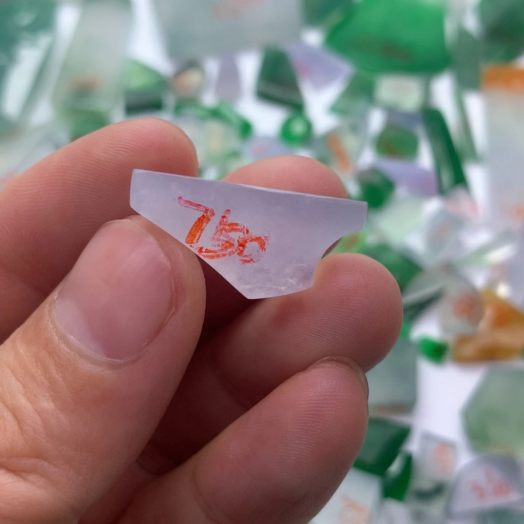 定制翡翠未镶嵌天然缅甸翡翠吊坠挂件