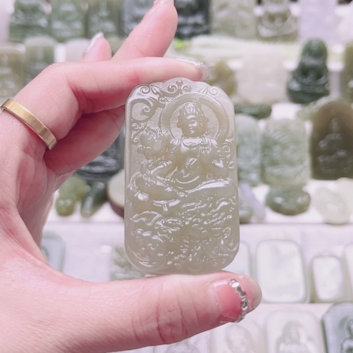 和田玉未镶嵌颈饰