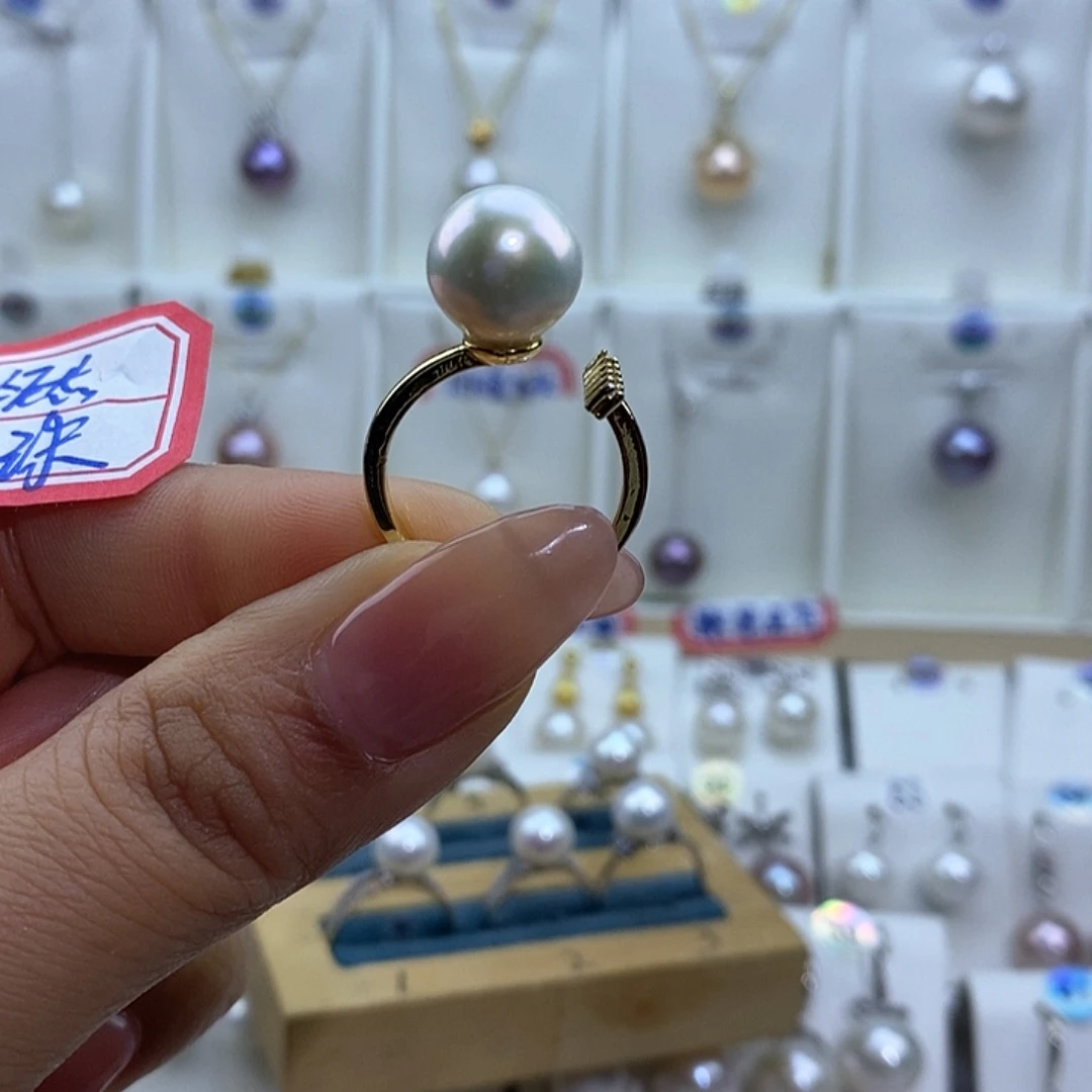 淡水珍珠吊坠(赠链)未镶嵌