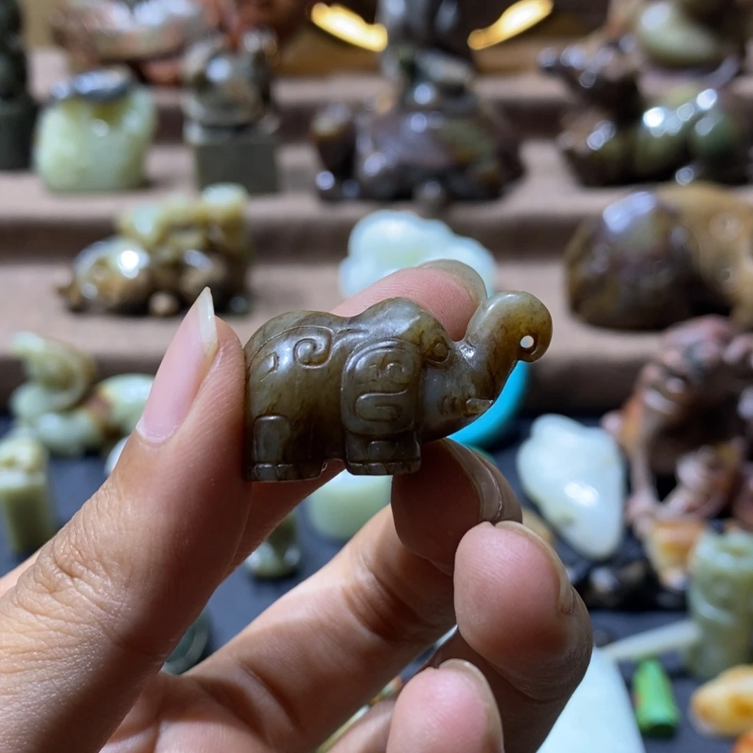 和田玉未镶嵌挂件