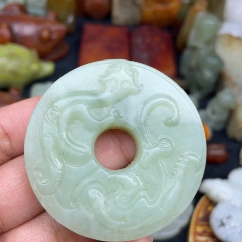 蛇纹石玉未镶嵌颈饰16