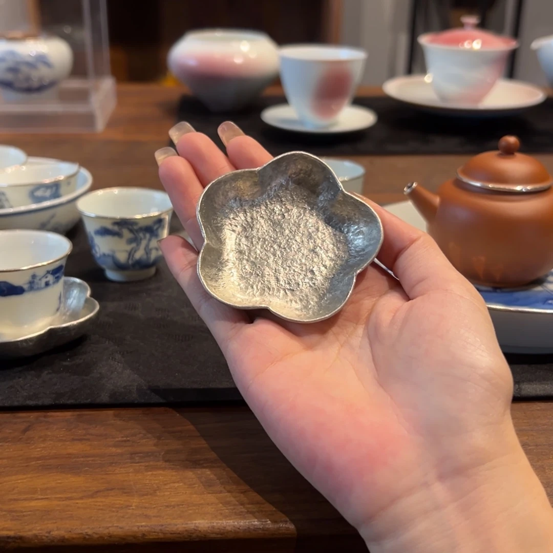 陶瓷。 陶瓷。