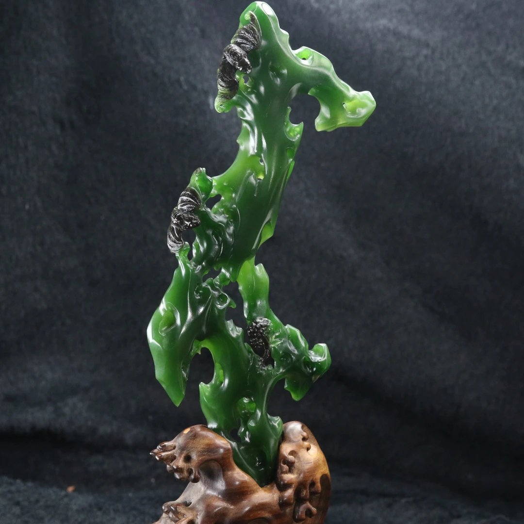 56和田玉碧玉灵芝蝙蝠摆件/900988上海嘉禾拍卖